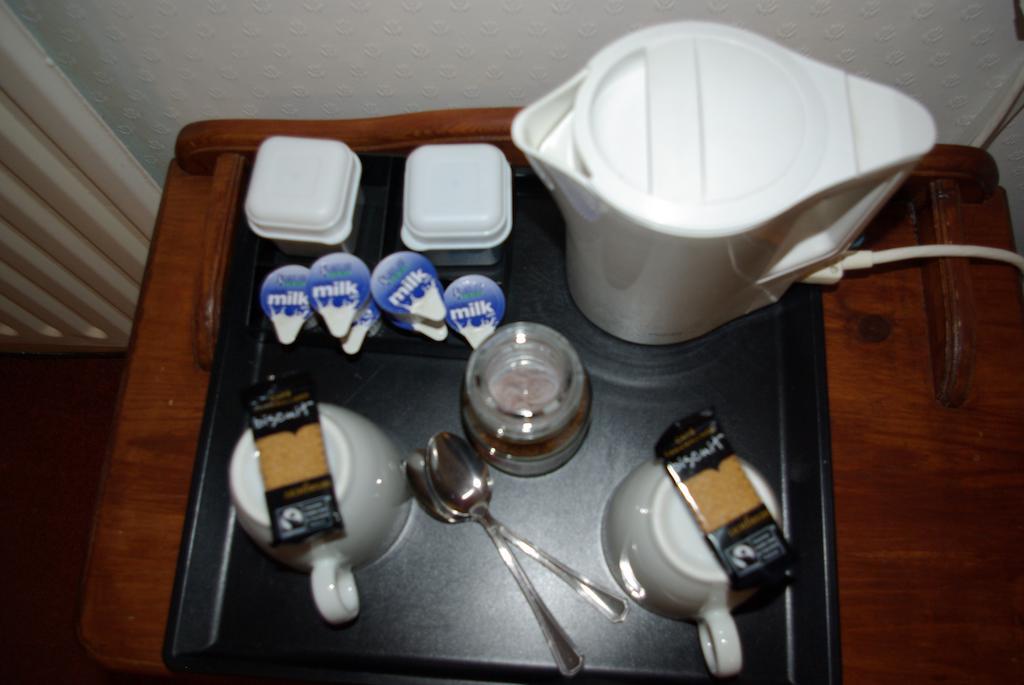 Menai Bank Hotel カーナーヴォン 部屋 写真