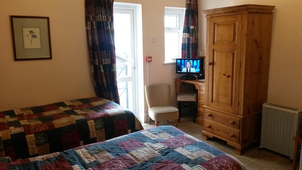 Menai Bank Hotel カーナーヴォン 部屋 写真