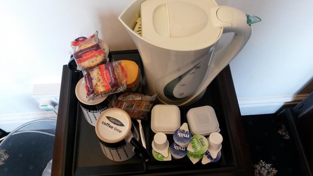 Menai Bank Hotel カーナーヴォン 部屋 写真