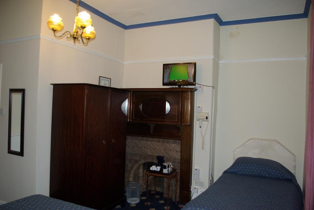 Menai Bank Hotel カーナーヴォン エクステリア 写真